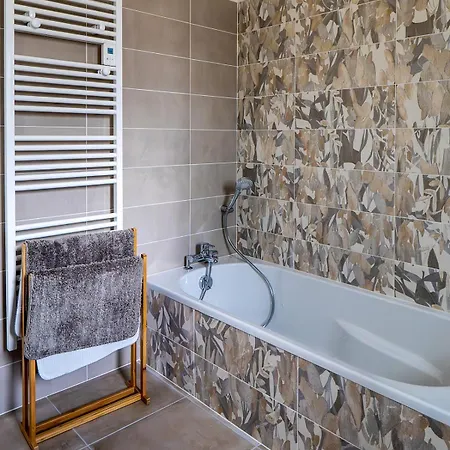 Holiday home Chapitre 30 Grezac