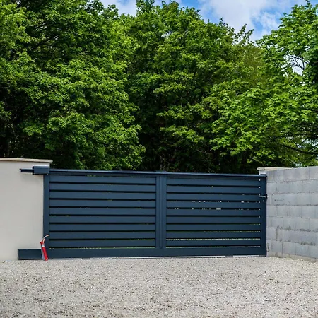 Holiday home Chapitre 30 Grezac