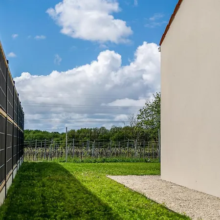 Holiday home Chapitre 30